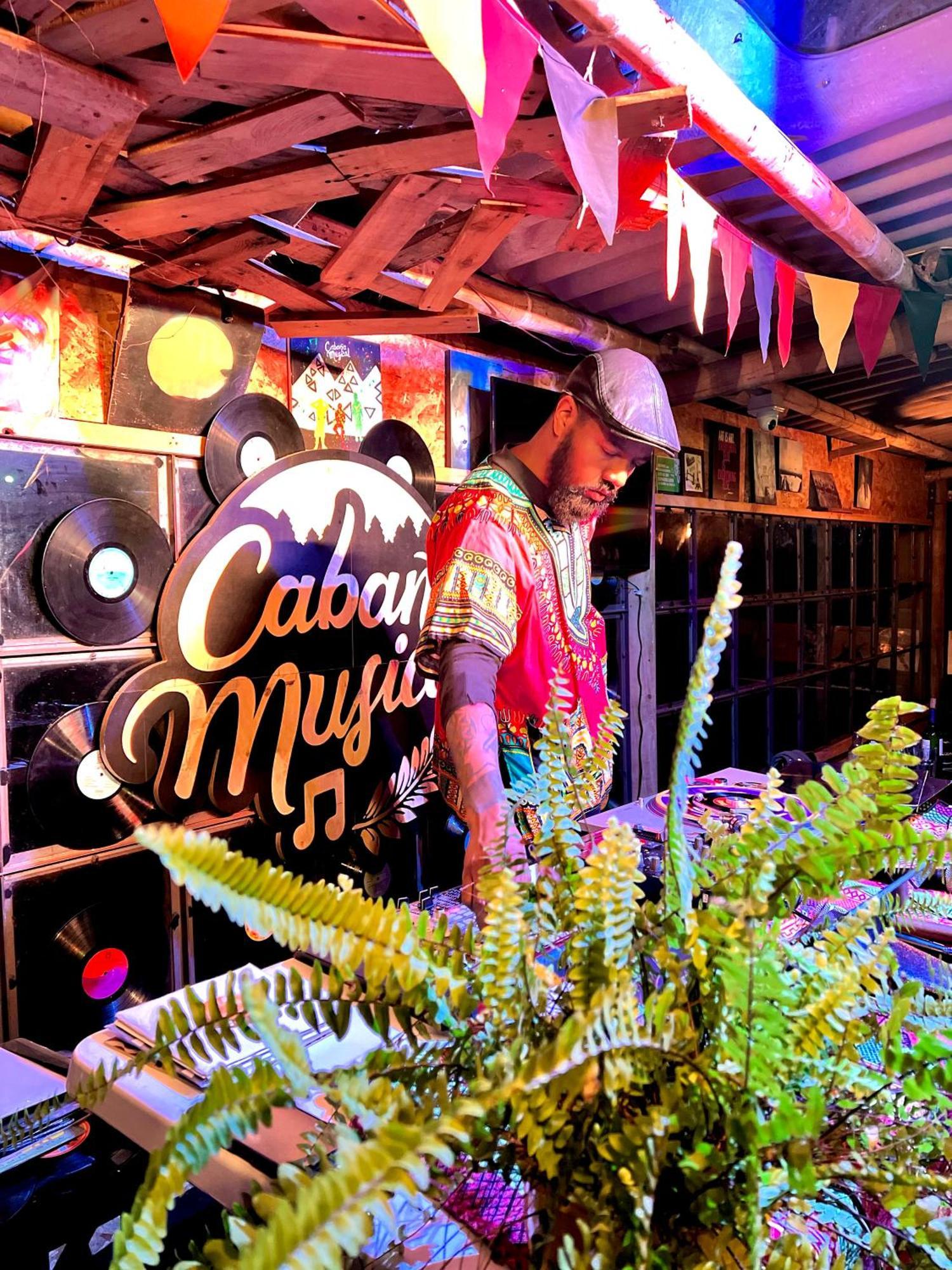 La Cabana Musical Villa Medellin Bagian luar foto